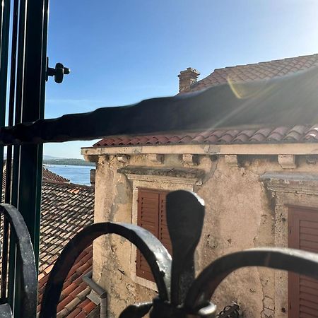 Appartamento Old Stone House St Lawrence In The Heart Of Sibenik'S Old Town Esterno foto